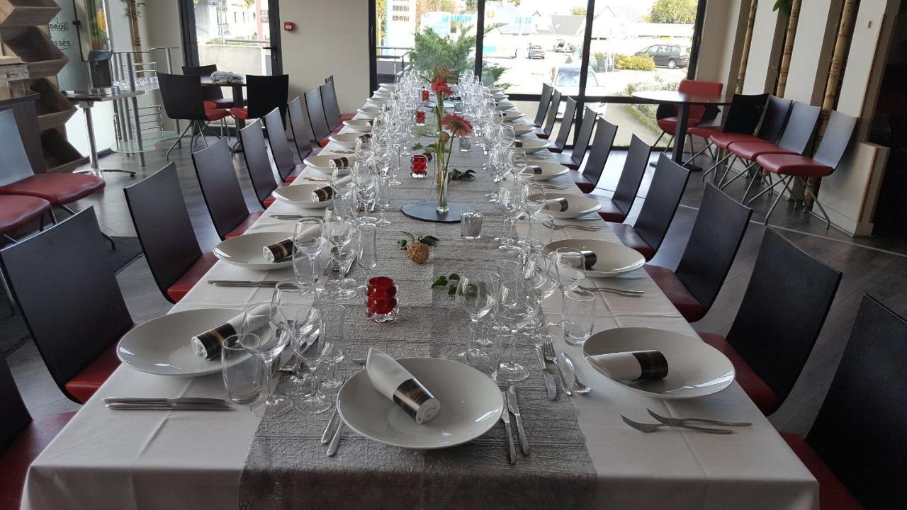 Hotel De Loire Et Restaurant Les Bateliers Trélazé Dış mekan fotoğraf