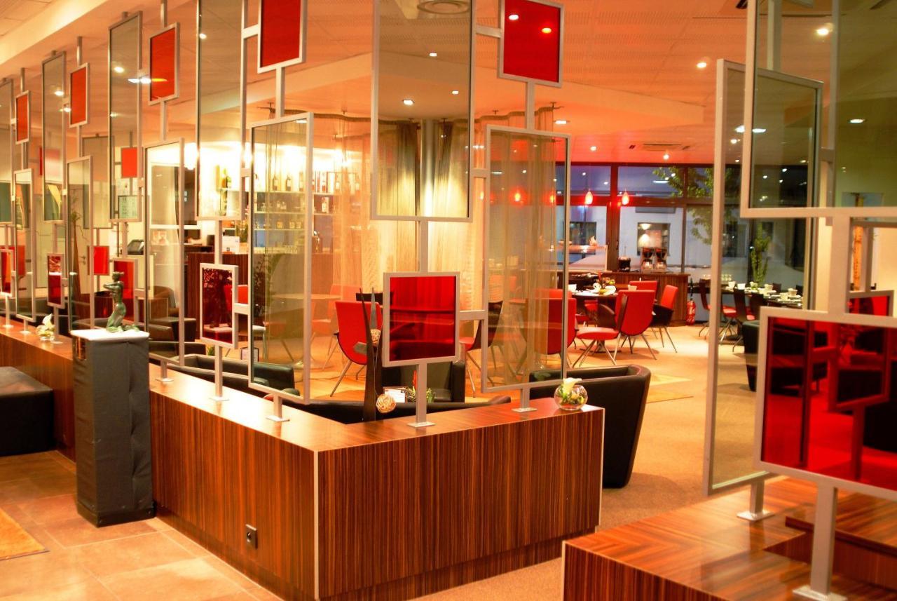 Hotel De Loire Et Restaurant Les Bateliers Trélazé Dış mekan fotoğraf